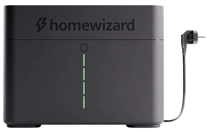 foto van een thuisbatterij met stekker (homewizard)