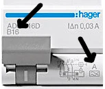 close-up foto van dat gedeelte van de aardlekautomaat waar B16 en ergens anders A te zien is